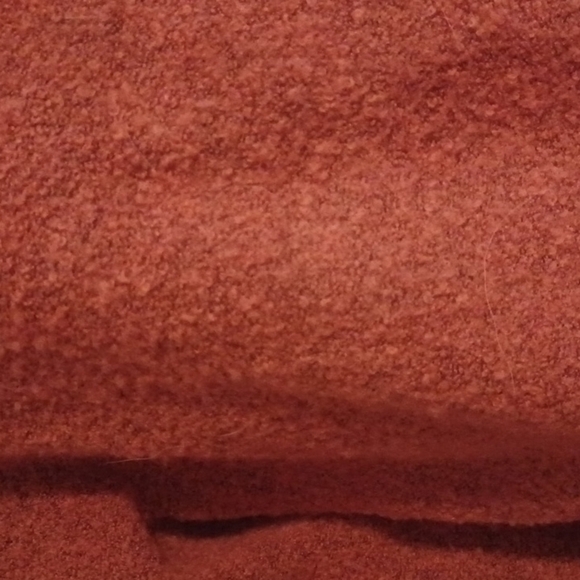 Dress Barn 23% wool burnt orange sweater. Fringe yarn style. Size large. - Picture 3 of 8